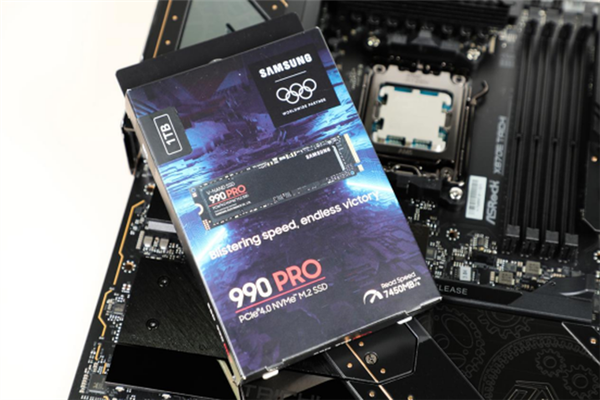 毫无争议的游戏性能王中王！AMD锐龙7 9800X3D处理器上手实测(图8)