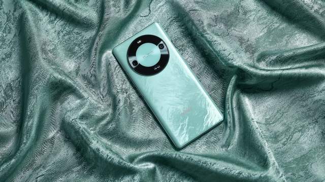 华为畅享70X上手体验：颜值与实力并存开启千元机新时代