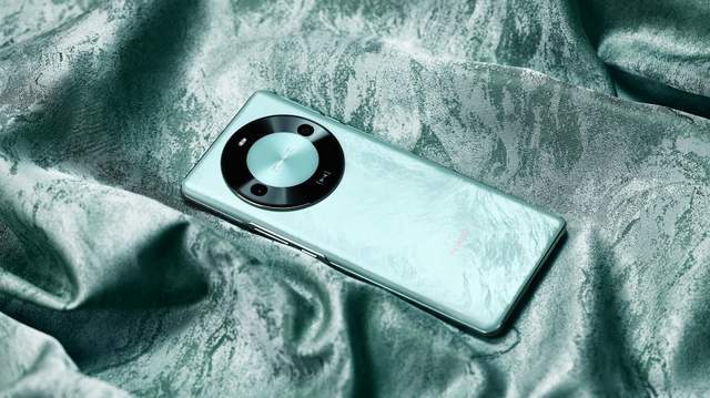 华为畅享70X上手体验：颜值与实力并存开启千元机新时代(图5)